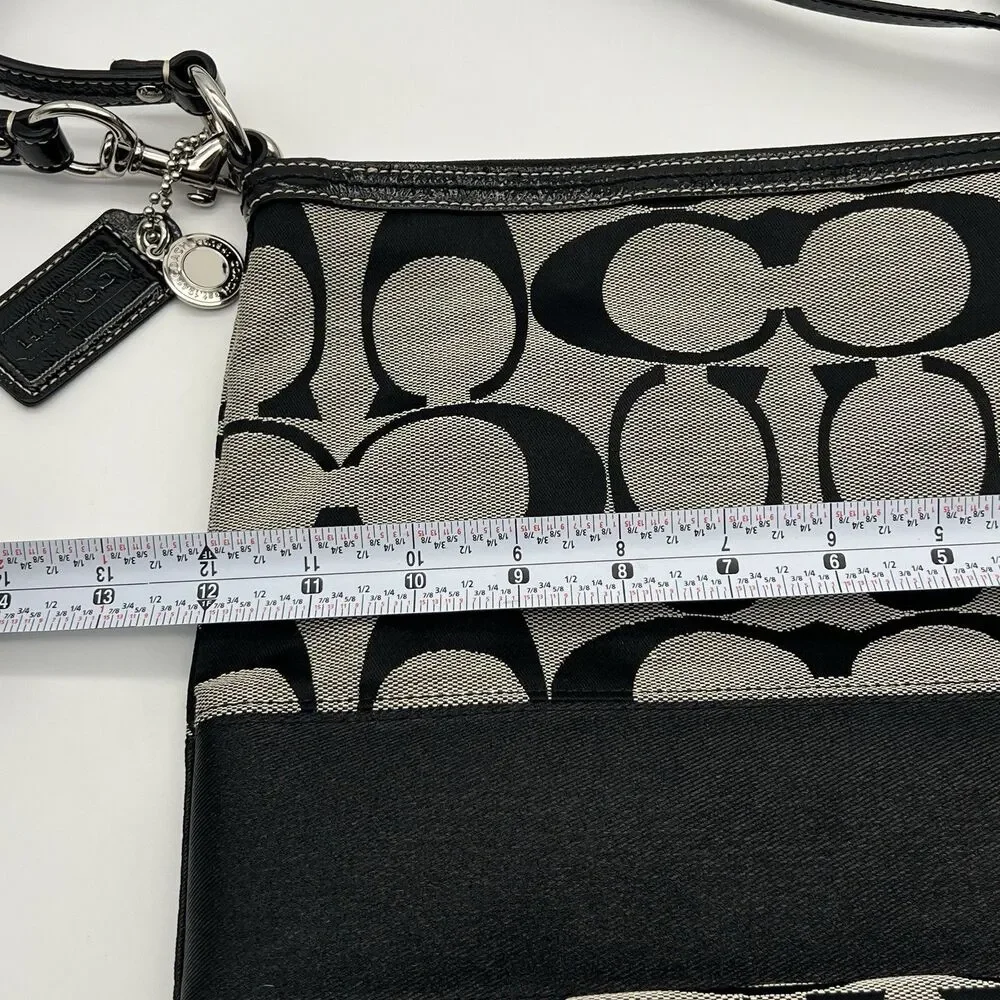Coach Signature Stripe Shoulder Bag White/Black Canvas A1076-F13674 Excellent
